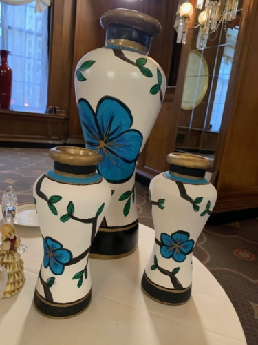 hero and miniature breakaway vase props
