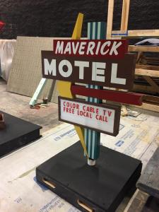 Miniature vintage motel sign models- Maverick unweathered