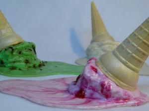 custom melted ice cream cone props for jack reacher
